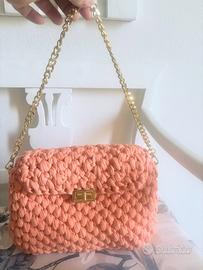Borsa fatta a mano