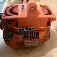 Decespugliatore HUSQVARNA 225L