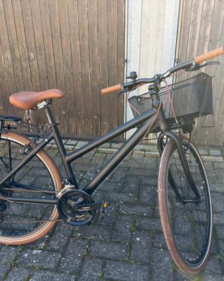 Bici da donna nera – pari al nuovo
