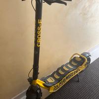 MONOPATTINO ELETTRICO DUCATI SCRAMBLER