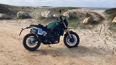 Benelli Leoncino 800 Trail