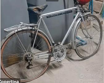 bicicletta vintage con componenti originali