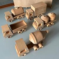 Set di 5 Camion in Legno Artigianali