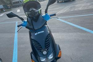 Aprilia sr 50 racnig