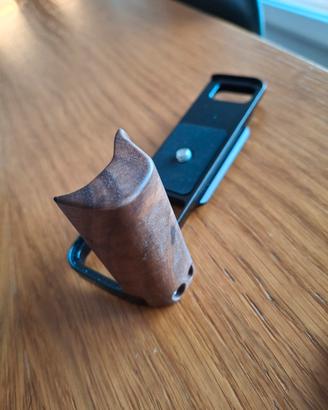 Impugnatura per Fujifilm x-e5 + thumb grip Smallri