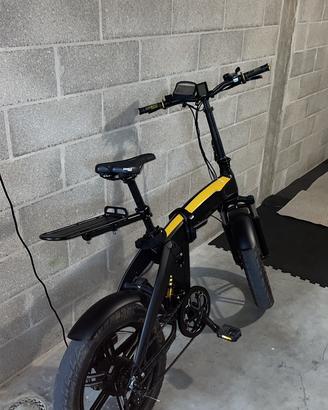 Bici elettrica Ducati scrambler