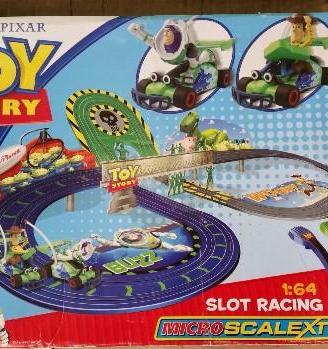 Pista elettrica Scalextric Toy Story scala 1:64 OK