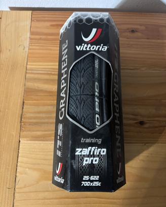 Vittoria - copertoncino Zaffiro Pieghevole 700x25