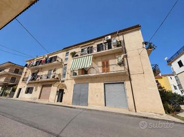 5 LOCALI A CORIGLIANO-ROSSANO