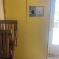Armadio giallo
