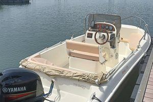 Barca ALMAR 170 BRS nauticaCON MOTORE YAMAHA 40/70