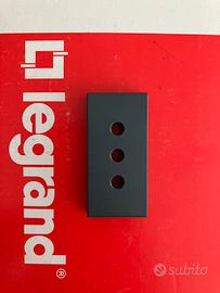 Mostrina presa 10A Legrand Vela 692912