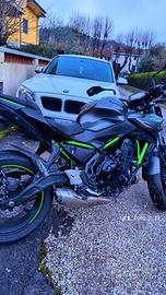 Kawasaki z×650