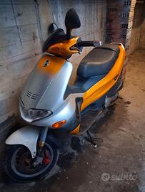 scooter ranner piaggio