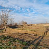 Terreno agricolo-pista privata-