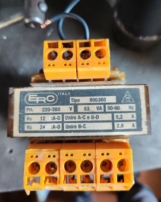 trasformatore 220V/12V/24V