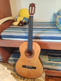 Chitarra classica Valencia con custodia