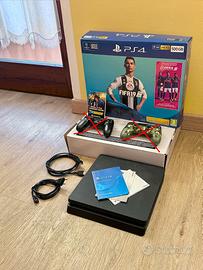 PlayStation 4 500gb completa di scatola