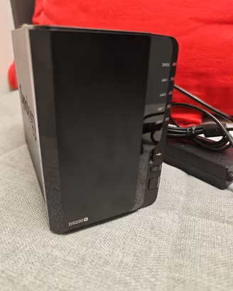 NAS SYNOLOGY DS 220+