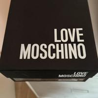 Calzature love moschino rosse