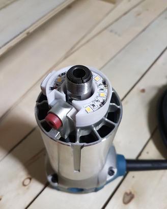 Fresa Makita RT0702CX2J - Luce Led Circolare