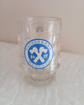boccale da birra in vetro 