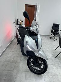 Piaggio Beverly 400 - 2023