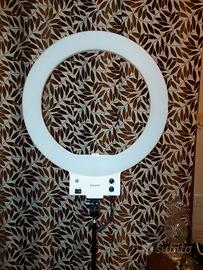 Neewer RL 18 luce ad anello professionale 