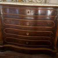Como' e comodini antiquariato