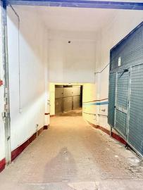 Box / Garage di 17 m² a Roma