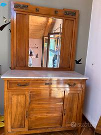 Mobile vintage in legno massello