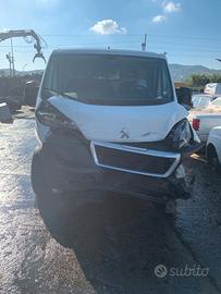 PEUGEOT BOXER 2.2 HDI - ANNO 2015 - PER RICAMBI