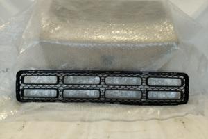 GRIGLIA CENTRALE PARAURTI ANT 735547645 ORIGINALE 