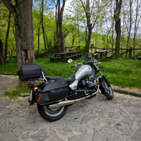 Moto Guzzi California stone