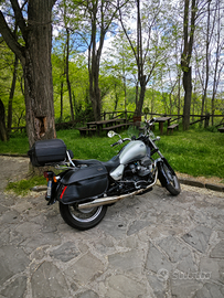 Moto Guzzi California stone