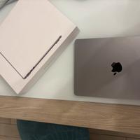 Macbook Air M2 con apple care