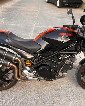 Ducati monster s2r 800