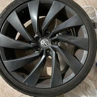 Cerchi originali VW arteon 20” con gomme estivi