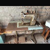 Macchina elettrica cucitrice cuoio da sistemare