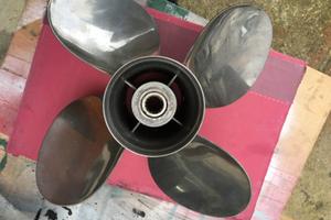 Elica 4 pale Honda marine