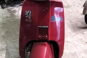 Scooter 50cc Peugeot Metropolis