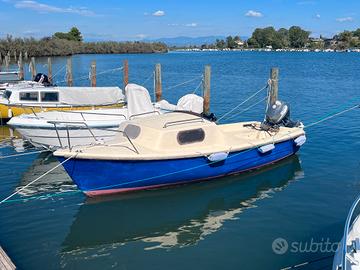 Pilotina Tripesce autovuotante con Yamaha 9.9 4 T 