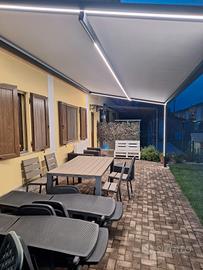 Tenda  addossata come da foto 