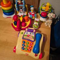 Giochi per neonati e bambini piccoli 