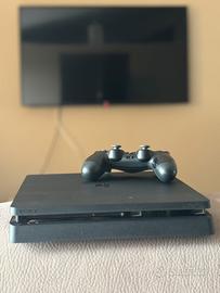 PS4 Slim 500GB Nera + Giochi