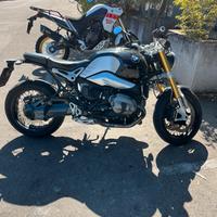 BMW Nine t