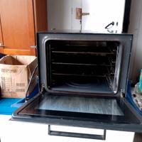 FORNO- PER BRIOSC. MARCA-SMEG.