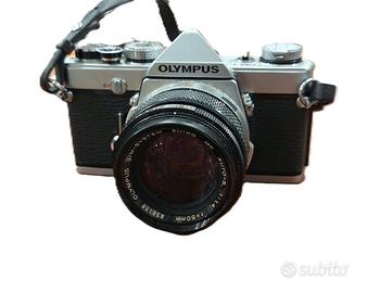 MACCHINA FOTOGRAFICA VINTAGE OLYMPUS
