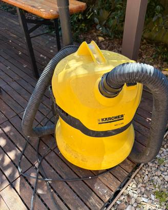 Aspirapolvere e aspira liquidi