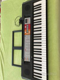 Tastiera Yamaha PSR F50